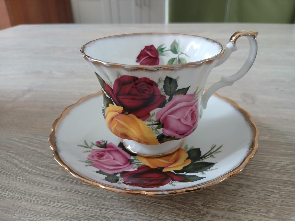 Kop met schotel Princess, Ophalen of Verzenden, Gebruikt, Porselein, Kop en/of schotel