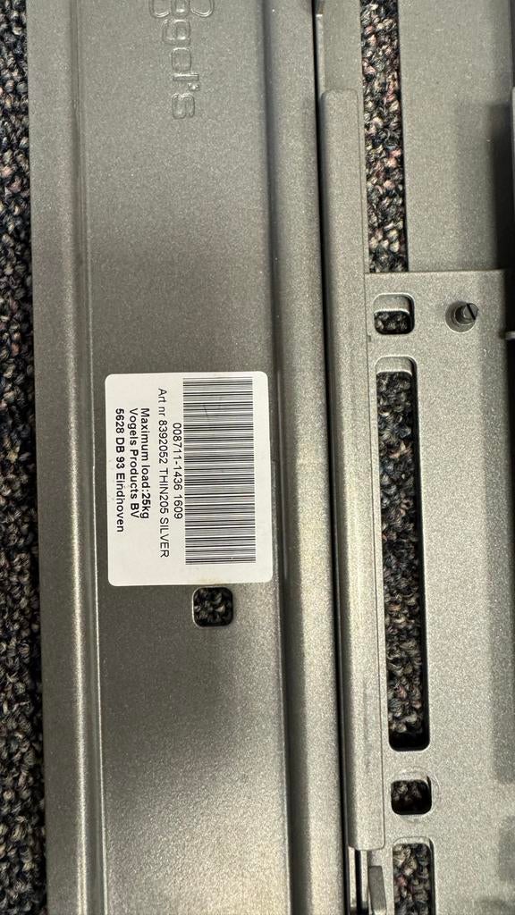 Vogels THIN205 Zilver TV Beugel, Ophalen of Verzenden, Gebruikt