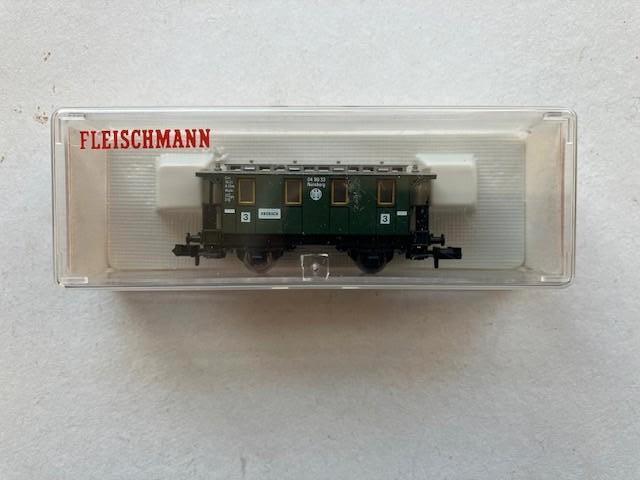 N spoor  Fleischmann wagon, Hobby en Vrije tijd, Modeltreinen | N-Spoor, Gelijkstroom, Fleischmann, Ophalen of Verzenden, Nieuw