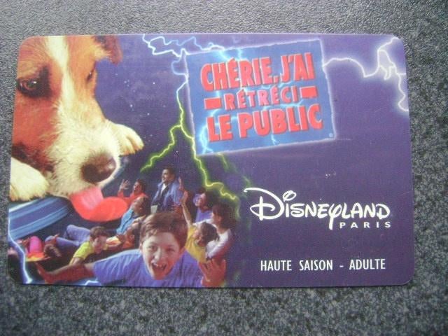 oud disneyland paris entree kaartje, Ophalen of Verzenden, Overige figuren, Zo goed als nieuw, Beeldje of Figuurtje