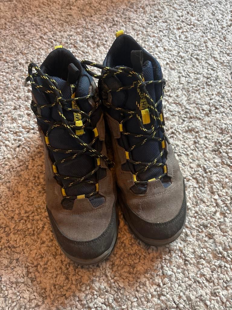 Wandelschoenen - Maat 39, Ophalen of Verzenden, Zo goed als nieuw, Grijs, Wandelschoenen