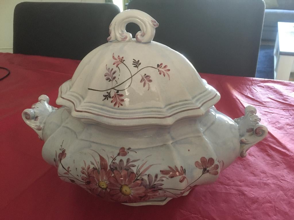 SOEPTERRINE ANTICA NOVE DI BASSANO GENUMMERD PORSELEIN, Antiek en Kunst, Ophalen