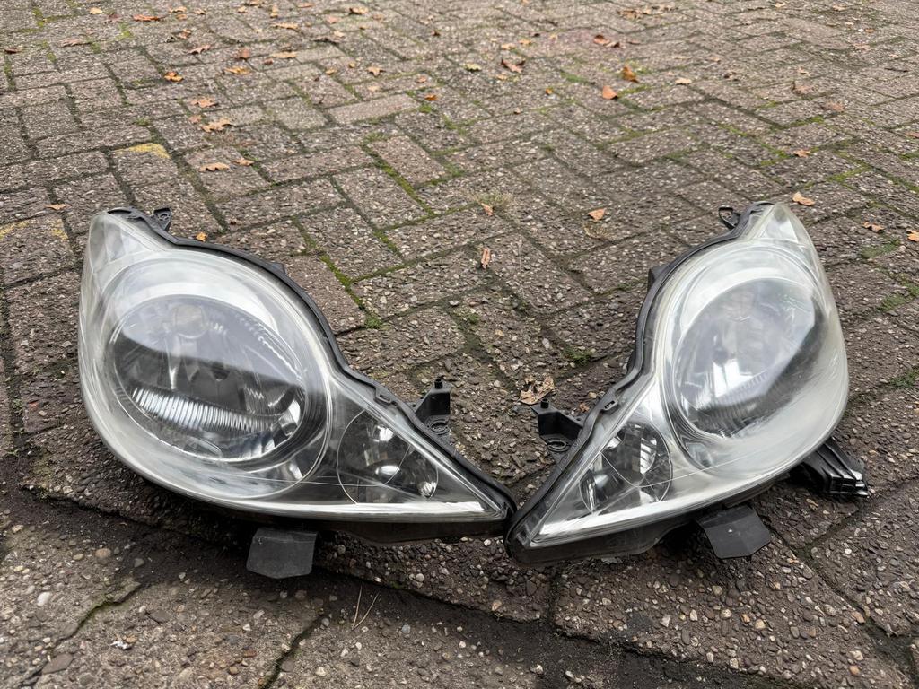 Originele Peugeot 107 koplampen bj 2005-2012 set, Ophalen, Peugeot