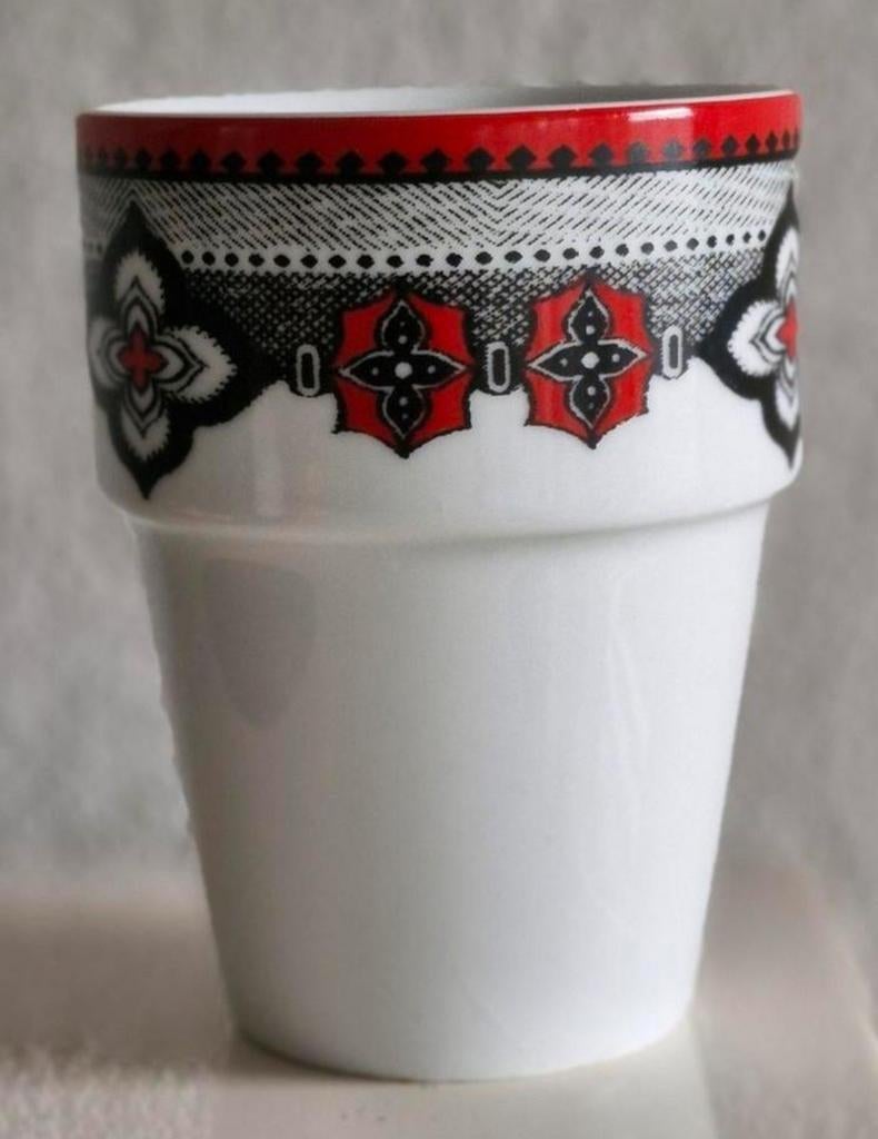 Melkbeker Hollandsche Waaren, Ophalen of Verzenden, Zo goed als nieuw, Overige stijlen, Kop(pen) en/of Schotel(s)