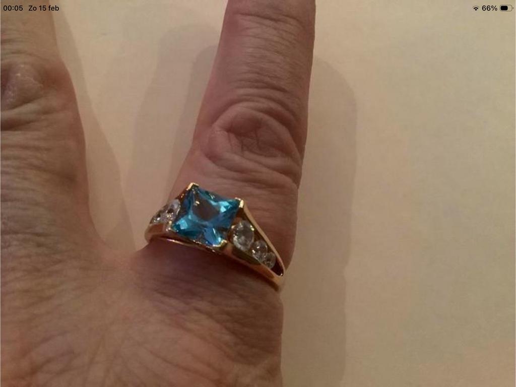 Prachtige vintage gouden ring edelsteen Aquamarijn 14 kar, 18 tot 19, Ophalen of Verzenden, Zo goed als nieuw, Met edelsteen