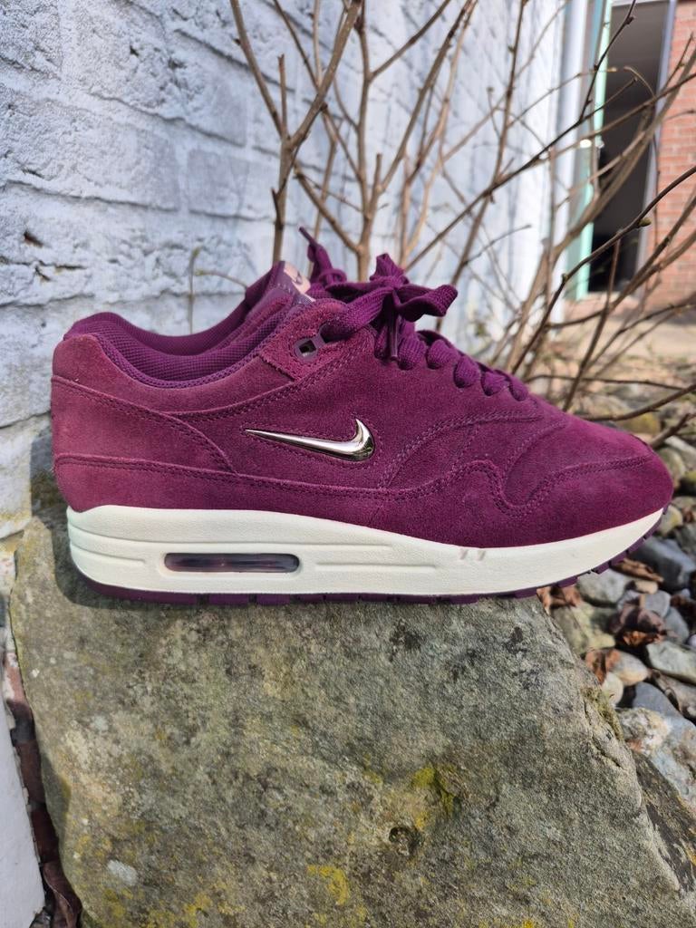 Nike air max 1 Jewel Bordeaux 41, Kleding | Dames, Nike, Ophalen of Verzenden, Rood, Sneakers of Gympen