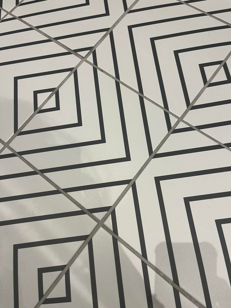 Zwart witte vloertegel voor badkamer, Doe-het-zelf en Verbouw, Tegels, Ophalen, Keramiek, Nieuw, Minder dan 5 m²