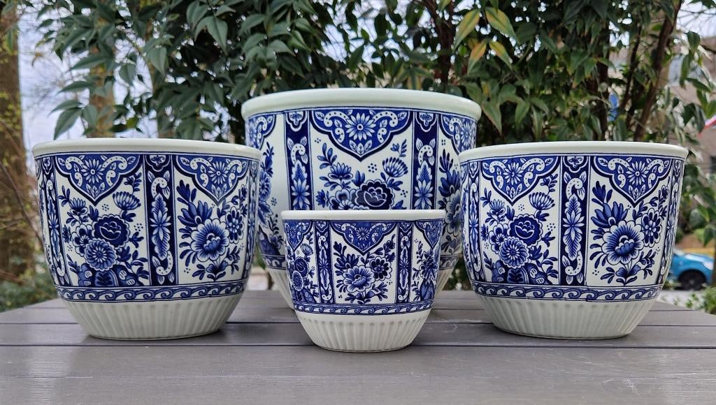Vier vintage "Boch" Delfts blauwe keramiek bloempotten, Tuin en Terras, Bloempotten, Ophalen, Rond, Zo goed als nieuw, Aardewerk