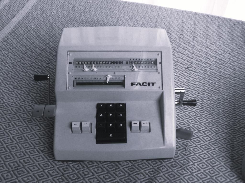 Facit 1004 mechanische rekenmachine uit Zweden., Ophalen of Verzenden