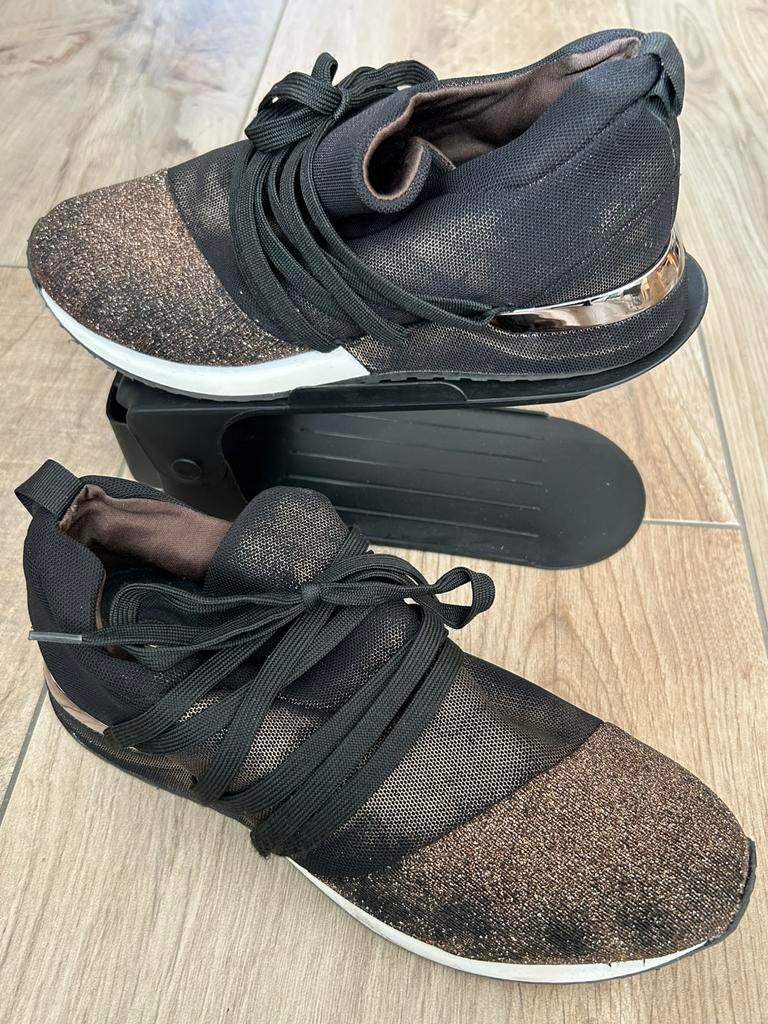 La Strada Sneakers laag model zwart / bruinmet glitter, Bruin, Ophalen of Verzenden, Sneakers of Gympen, La Strada