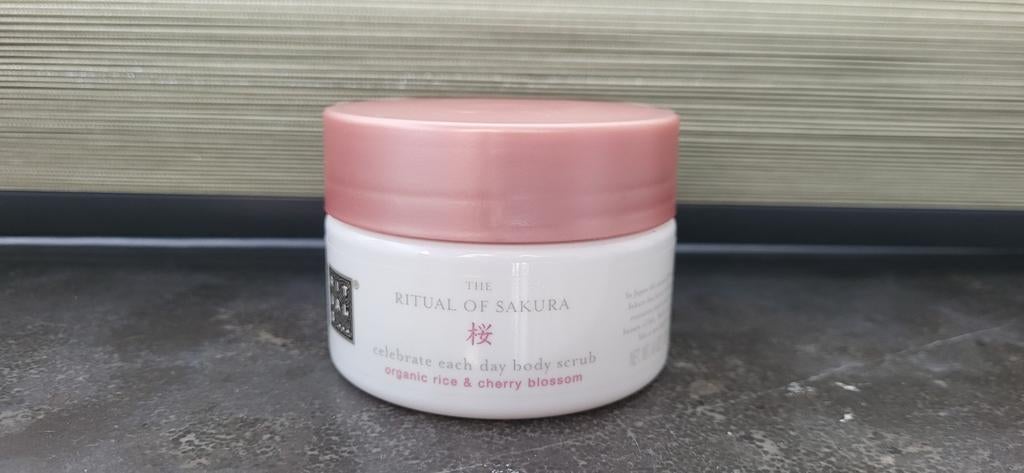 Rituals The Ritual of Sakura body scrub, Ophalen of Verzenden, Nieuw, Bad & Douche