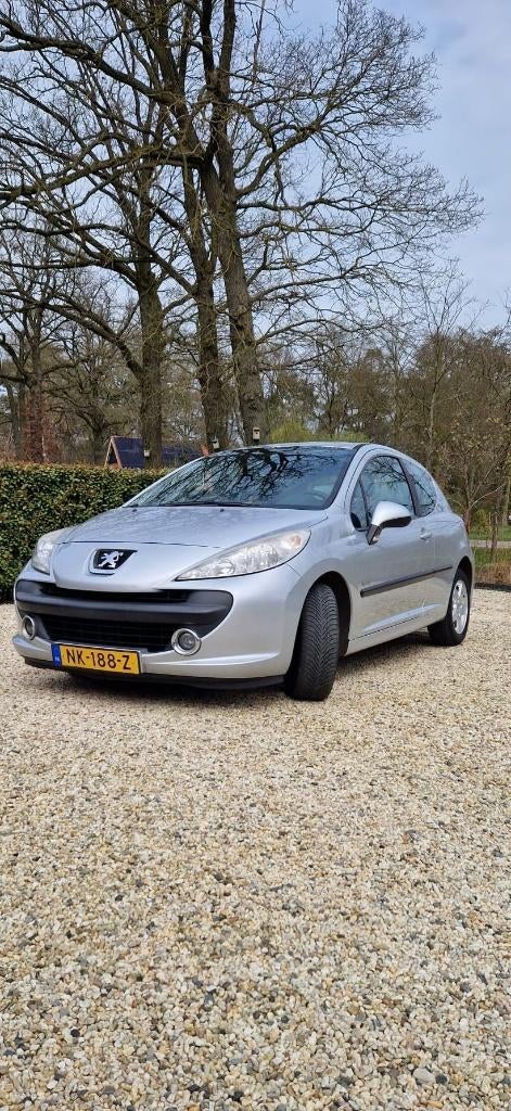 Goed onderhouden Peugeot 207 1.4 VTI 16V 3DRS 2007 Grijs, Stof, Zwart, 49 €/maand, Handgeschakeld