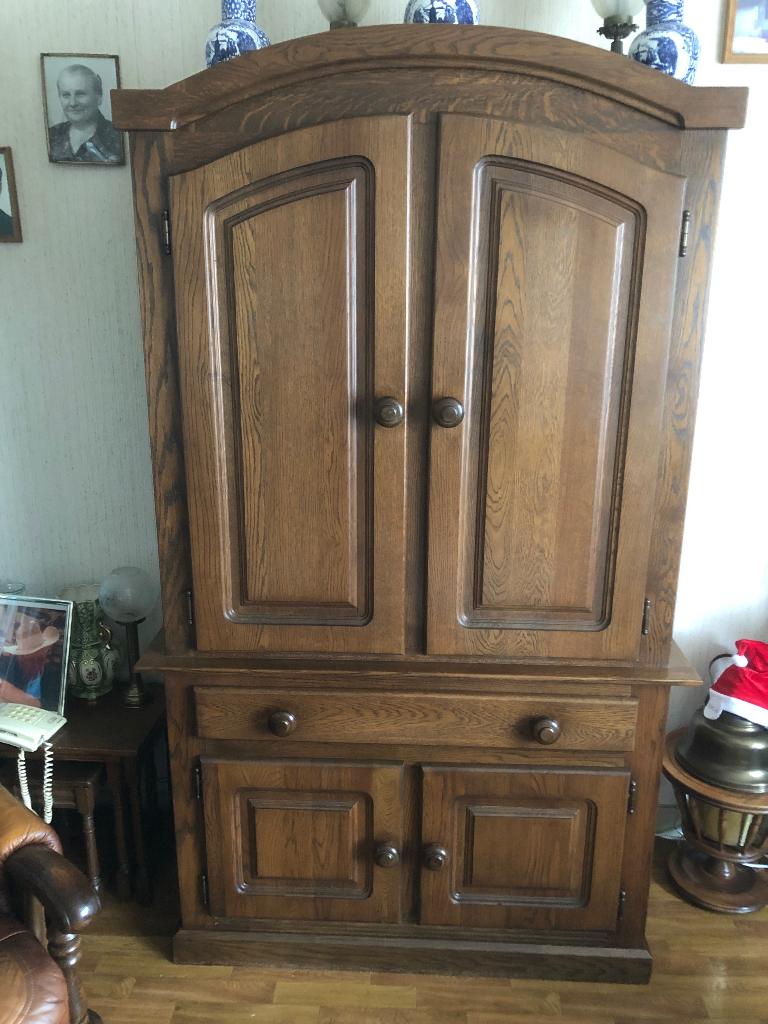 Toog kast, Ophalen, 100 tot 150 cm, Eikenhout, Eiken