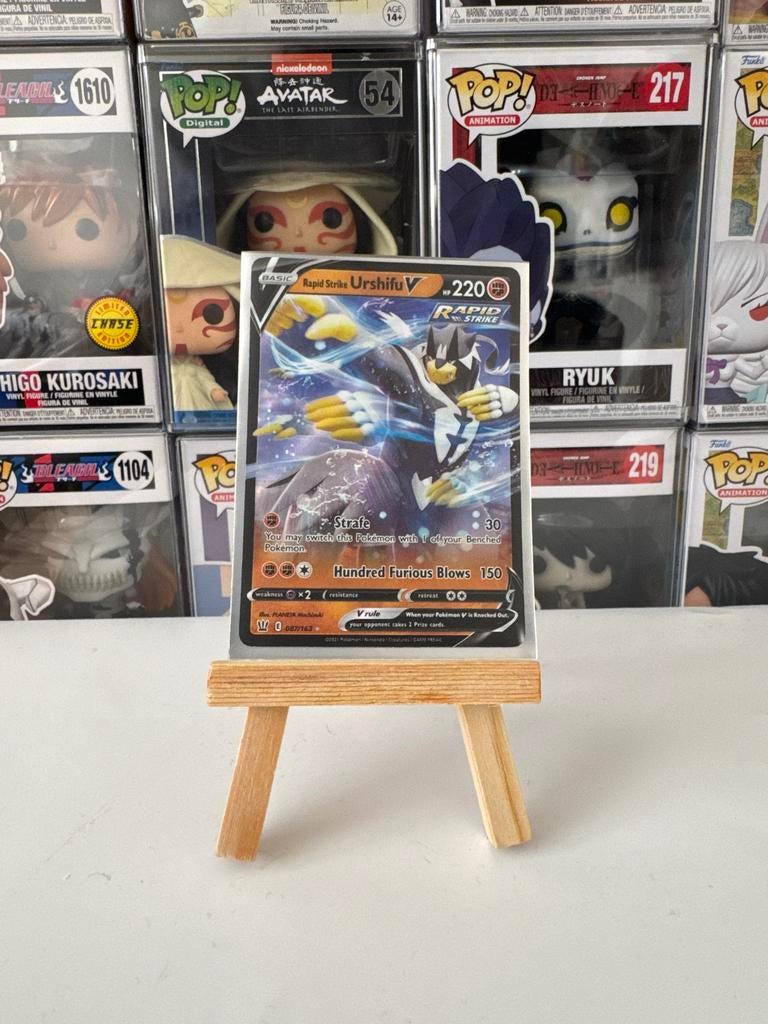 Pokémon TCG: Rapid Strike Urshifu V (087/163) kaart, Ophalen of Verzenden, Zo goed als nieuw, Losse kaart
