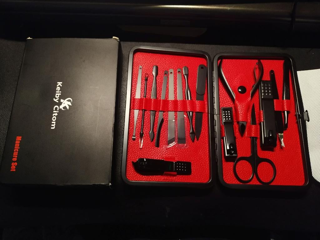 Nagelset voor manicure en pedicure 15-delig, Zwart, Nieuw, Ophalen of Verzenden, Handen en Nagels