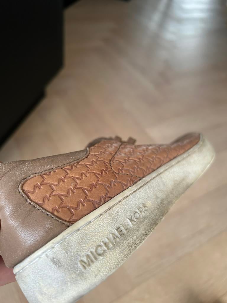 Michael Kors sneakers, Kleding | Dames, Schoenen, Beige, Ophalen of Verzenden, Sneakers of Gympen, Gedragen