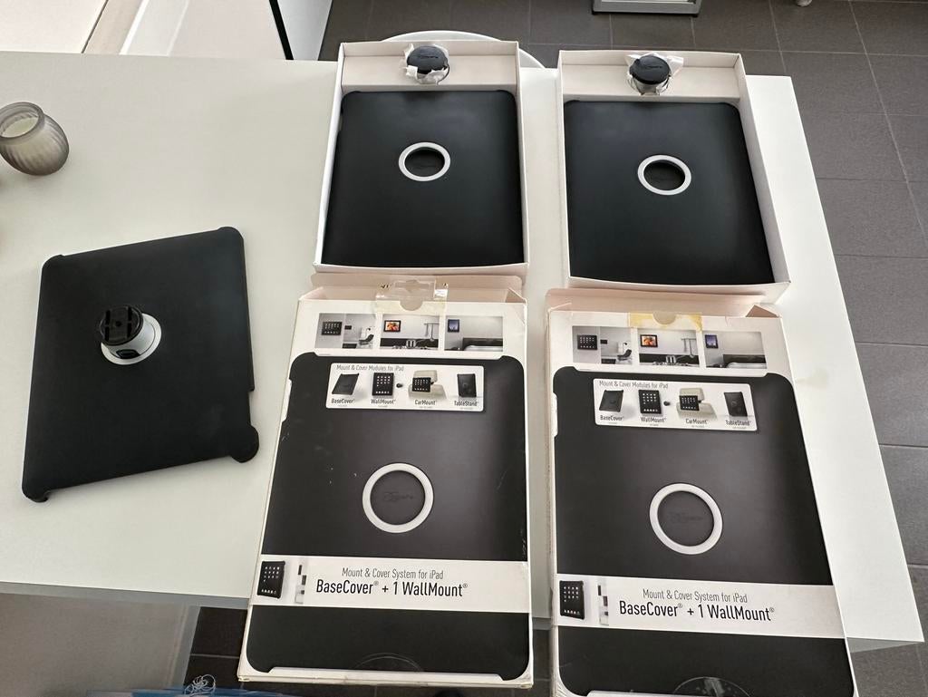 Vogels tablet hoezen (2x nieuw, 1x gebruikt), Ophalen of Verzenden, Zo goed als nieuw, Hoesje of Tasje