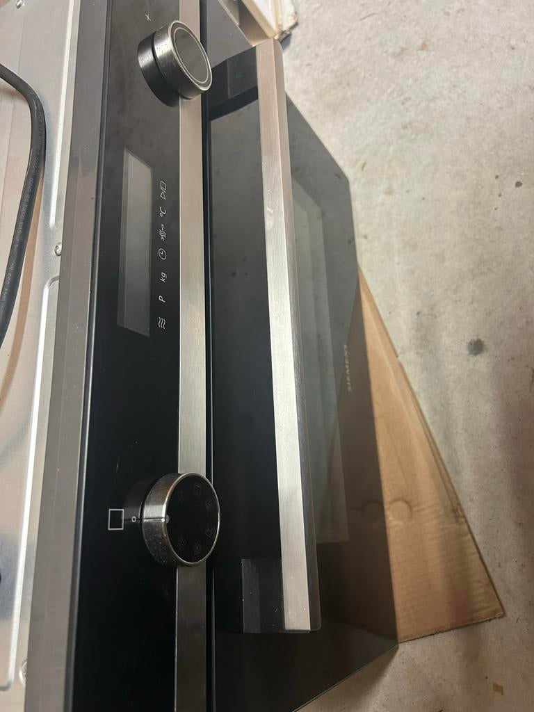 Siemens Combimagnetron CM585AMS0/02 - Zo goed als nieuw, Ophalen, Combimagnetron, 60 cm of meer, Zo goed als nieuw