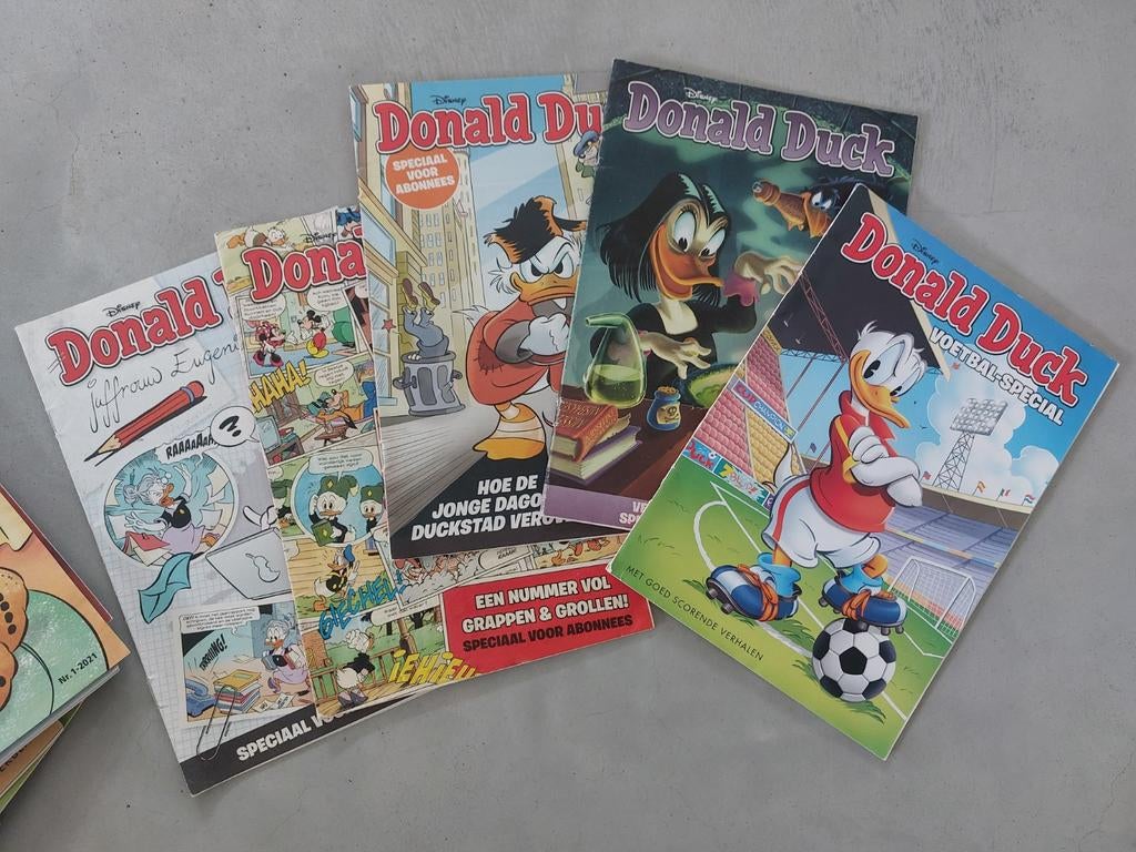 Donald Duck Jaargang 2021 Compleet - Veel Gelezen, Complete serie of reeks, Ophalen of Verzenden, Gelezen, Walt Disney