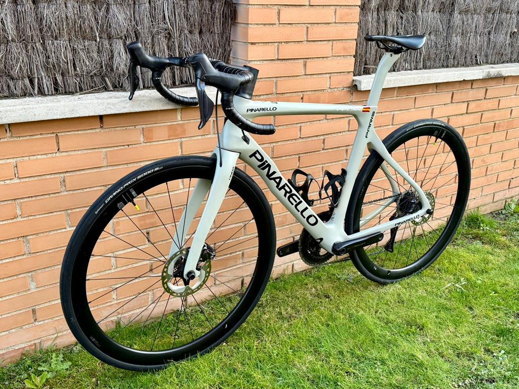 Pinarello Paris Racefiets - Ultegra Di2 - Carbon - Maat 53, Fietsen en Brommers, Fietsen | Racefietsen, 28 inch, Carbon, Heren