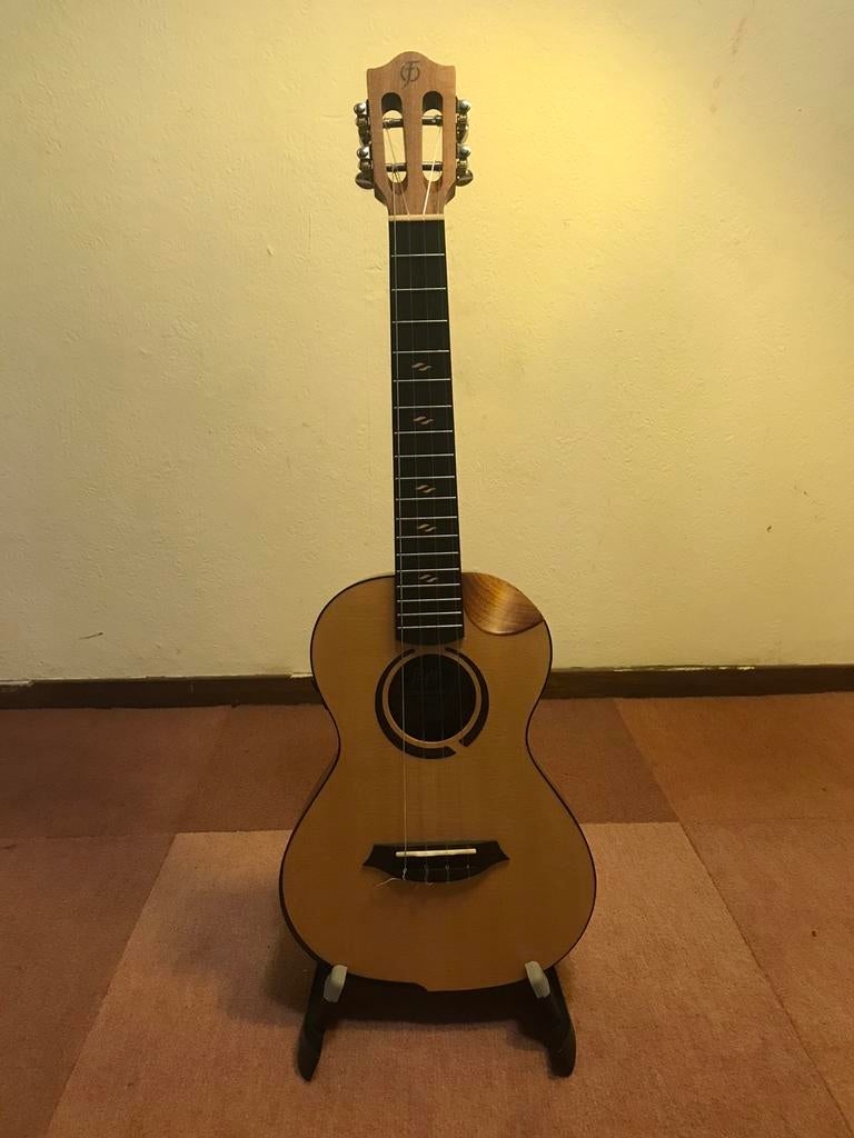 Flight Victoria Soundwave Tenor Ukulele, Muziek en Instrumenten, Snaarinstrumenten | Overige, Zo goed als nieuw, Ukelele, Ophalen of Verzenden