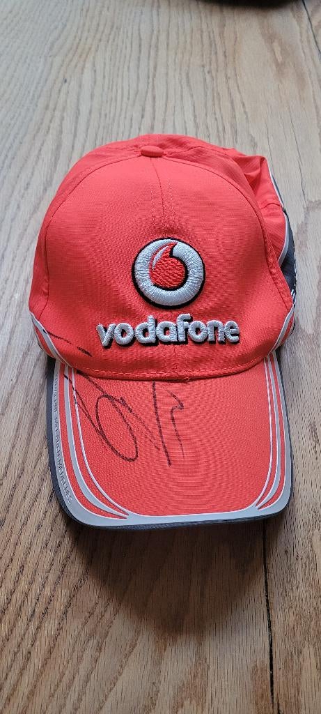 Pet Jenson Button gesigneerd Vodafone Mclaren Mercedes, Vodafone McLaren Mercedes, One size fits all, Ophalen of Verzenden, Pet