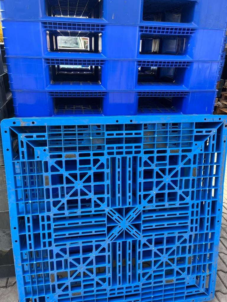 Te koop stevige kunststof kunstof plastic pallets vlonder, Ophalen of Verzenden, Zo goed als nieuw, Pallet, Minder dan 200 cm