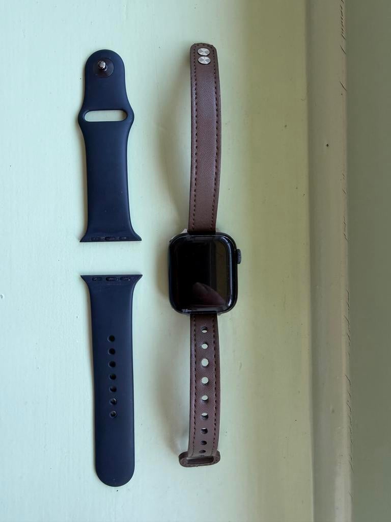 Apple Watch Series 7 41mm, Zwart, IOS, Ophalen of Verzenden, Waterdicht