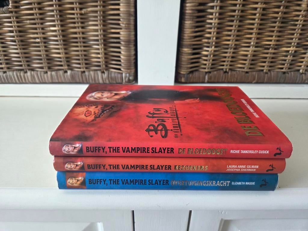 Buffy, the vampire slayer, Boeken, Ophalen of Verzenden, Gelezen