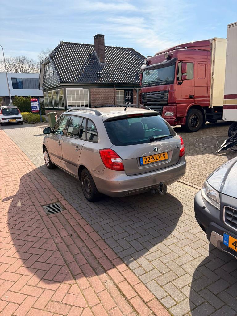 Skoda Fabia Combi 1.4-16V Tour LEES TEKST/ RIJDT GOED, Beige, Origineel Nederlands, Handgeschakeld, Euro 4