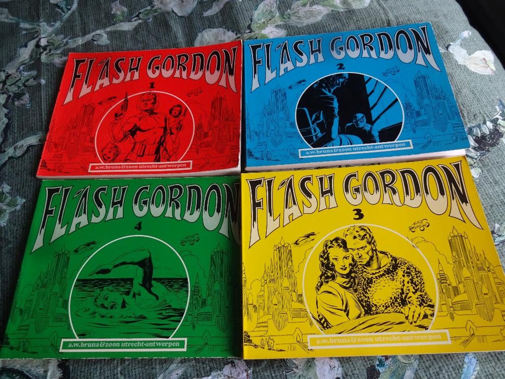 Alex Raymond  Flash Gordon 1,2,3,4, Boeken, Eén stripboek, Ophalen of Verzenden, Gelezen