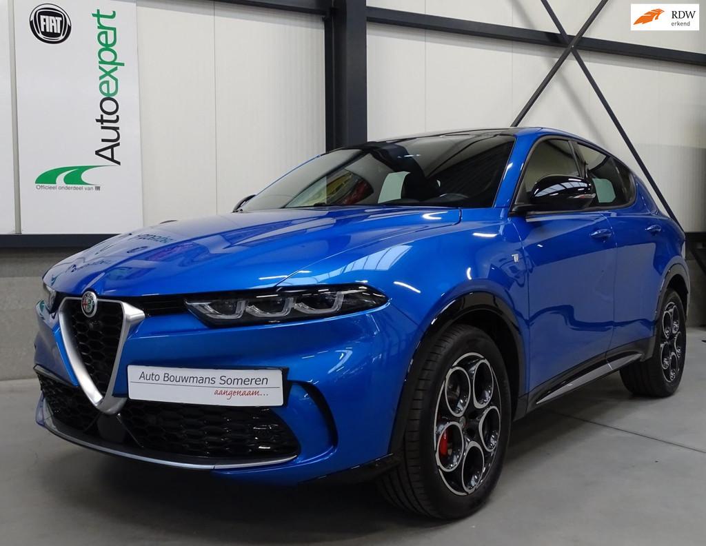 Alfa Romeo Tonale 1.5T Hybrid "Ti" - CLIMATE/CRUISE/ PANO SC, Auto's, Gebruikt, Zwart, 4 cilinders, Blauw