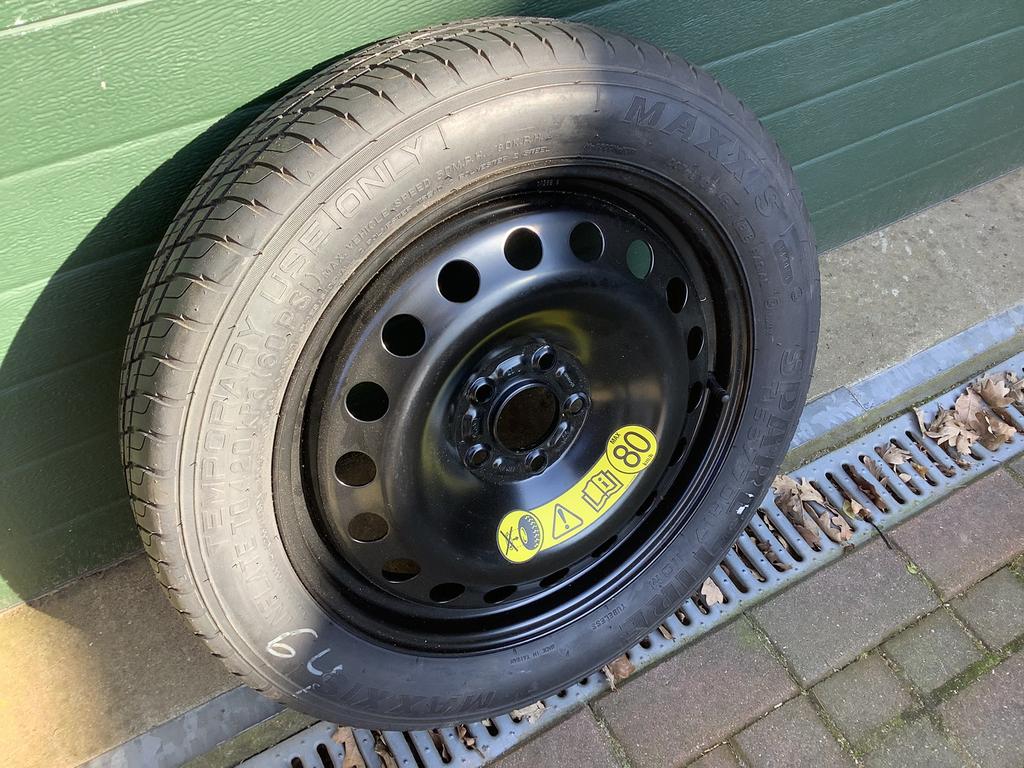 Reservewiel thuis komer Ford Kuga, Banden en Velgen, Nieuw, 17 inch, Ophalen of Verzenden