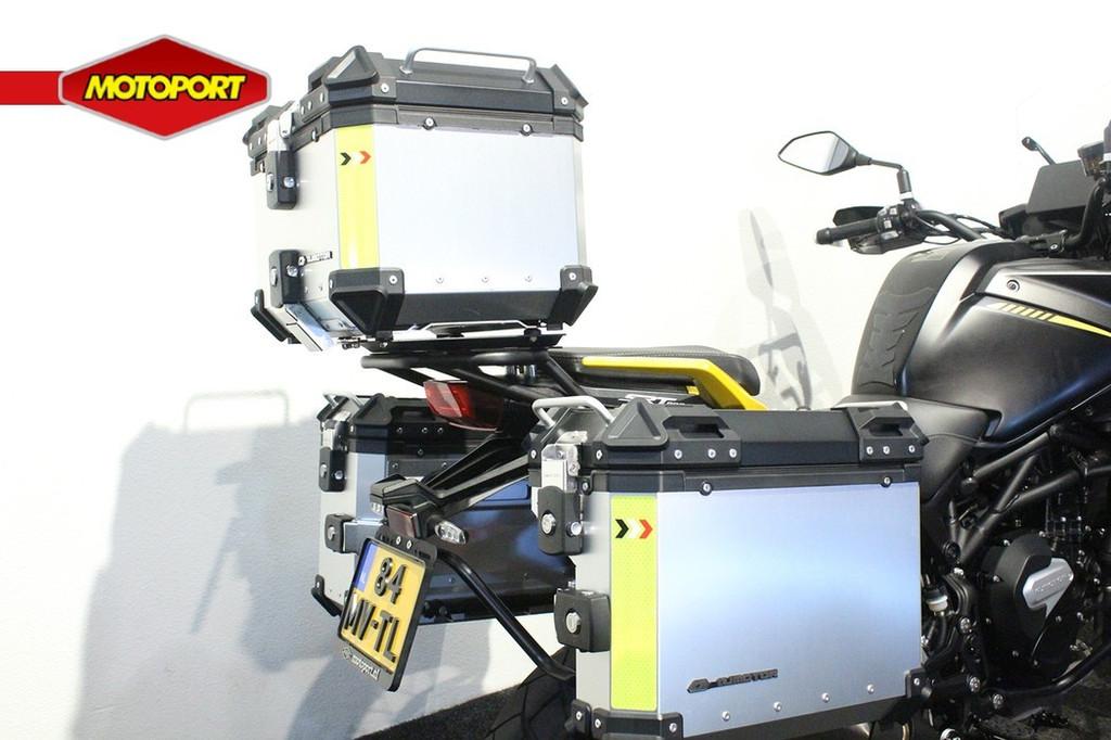 QJMOTOR SRT 800 SX TOURING - foto 2