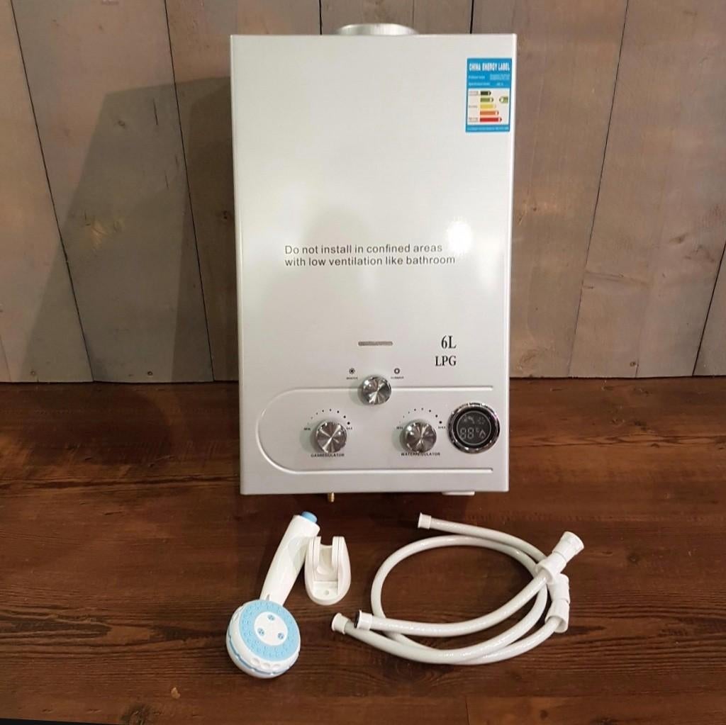6L LPG Geiser Boiler Warm Water voor Caravan, Boot, Ophalen of Verzenden, Minder dan 3 jaar oud, Minder dan 20 liter, Propaan of Butaan