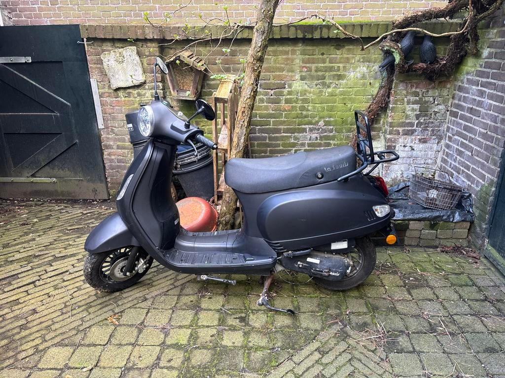 La Souris Sourini 2021 - Zwart, Goede Staat inc. beenkleed, Ophalen, Gebruikt, Maximaal 45 km/u, 49 cc