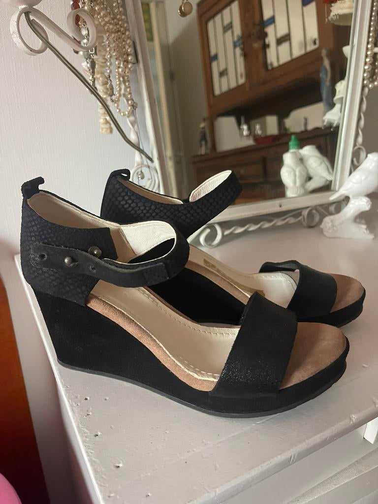 Sandalen Humanoid, Zwart, Nieuw, Sandalen of Muiltjes, Ophalen of Verzenden