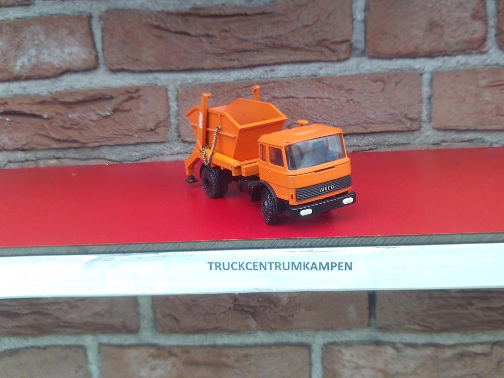 Conrad  Iveco  portaal  auto., Ophalen of Verzenden, Zo goed als nieuw, Bus of Vrachtwagen, Conrad