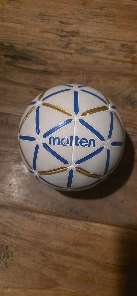 Molten Handbal d60, maat 1, Sport en Fitness, Handbal, Ophalen of Verzenden, Zo goed als nieuw, Bal