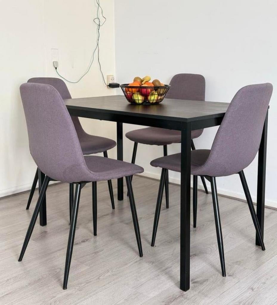 4 jysk eetstoelen, Ophalen, Zo goed als nieuw, Rechthoekig, 50 tot 100 cm