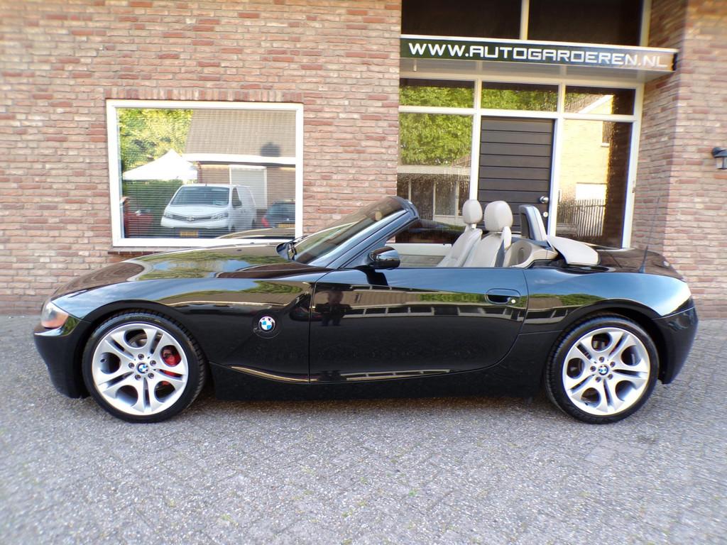 BMW Z4 Roadster 2.5i Leder / Airco / Stoelverwarming / Elect, Achterwielaandrijving, Gebruikt, Beige, Cabriolet