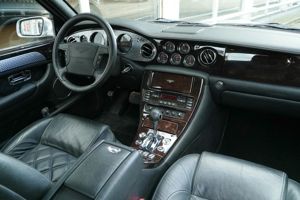 Bentley Arnage 6.8 V8 T Black Label (bj 2003, automaat), Automaat, Gebruikt, 6761 cc, 4 stoelen