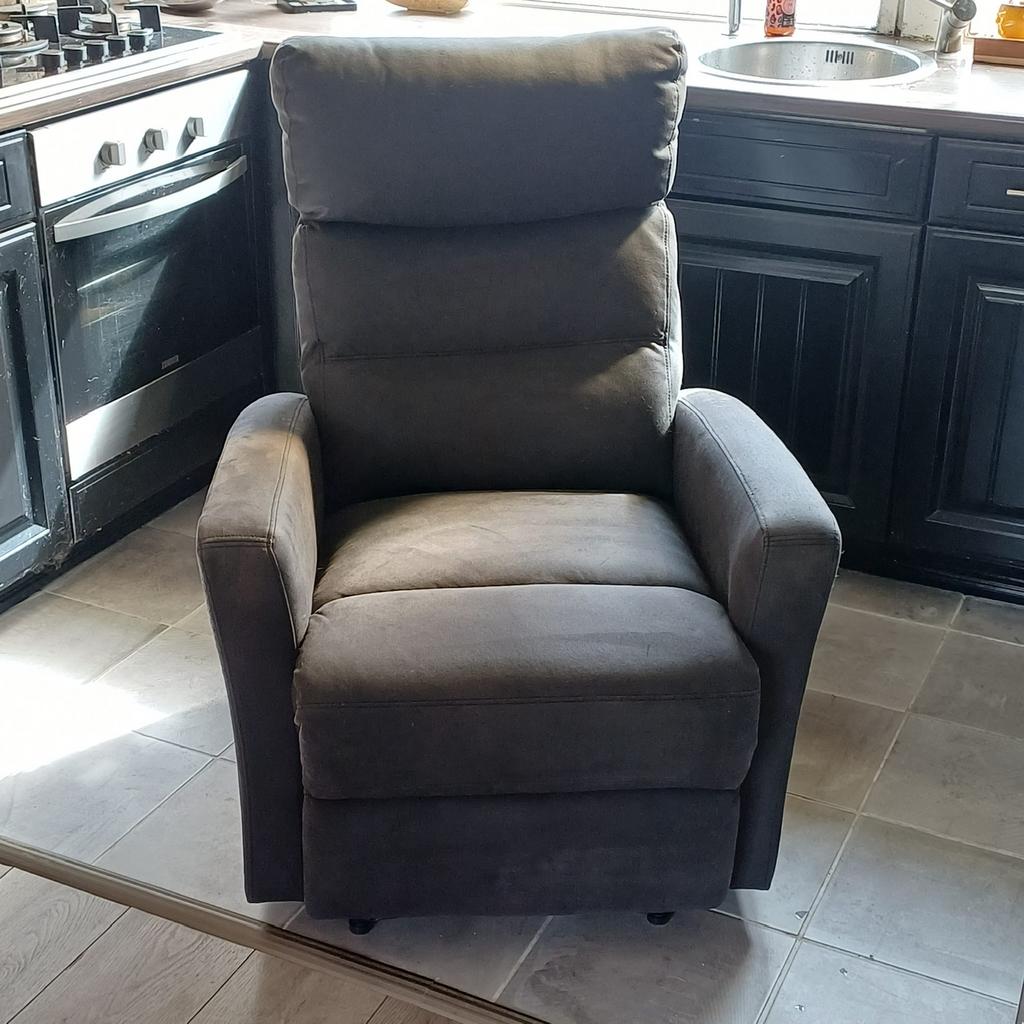 Gratis relaxstoel van anderhalg jaar oud, Huis en Inrichting, Fauteuils, Ophalen of Verzenden, Zo goed als nieuw