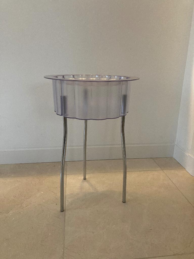 Ikea Hatten bijzettafel van Ehlen Johansson, Huis en Inrichting, Minder dan 55 cm, Gebruikt, Metaal of Aluminium, Rond