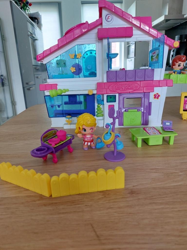 Veel Pinypon sets, Kinderen en Baby's, Speelgoed | Poppenhuizen, Ophalen, Zo goed als nieuw, Poppenhuis
