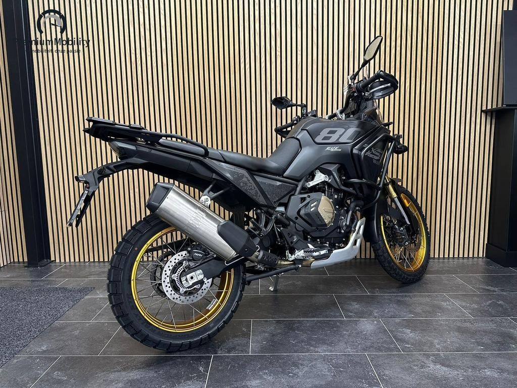 VOGE DS800 RALLY (ZWART) - foto 3