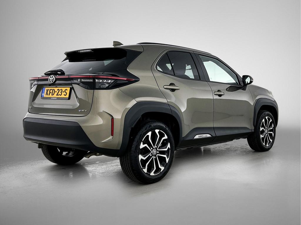 Toyota Yaris Cross 1.5 Hybrid 115 First Edition Limited + |, 12 maanden, Stof, Gebruikt, 116 pk
