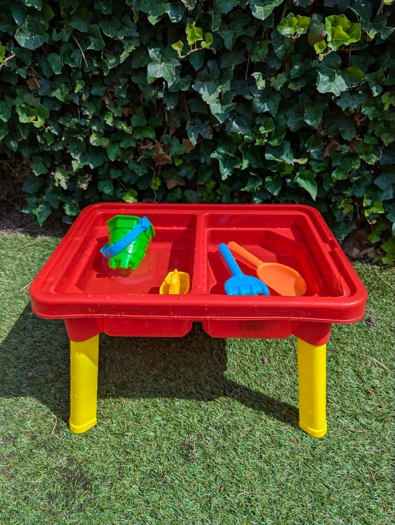 Watertafel met deksel, Kinderen en Baby's, Speelgoed | Speeltafels, Ophalen of Verzenden, Zo goed als nieuw