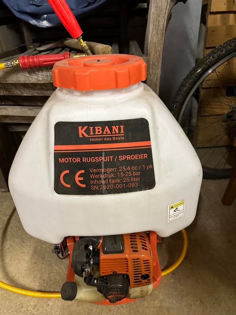 Onkruidspuit met motor, Ophalen, Zo goed als nieuw