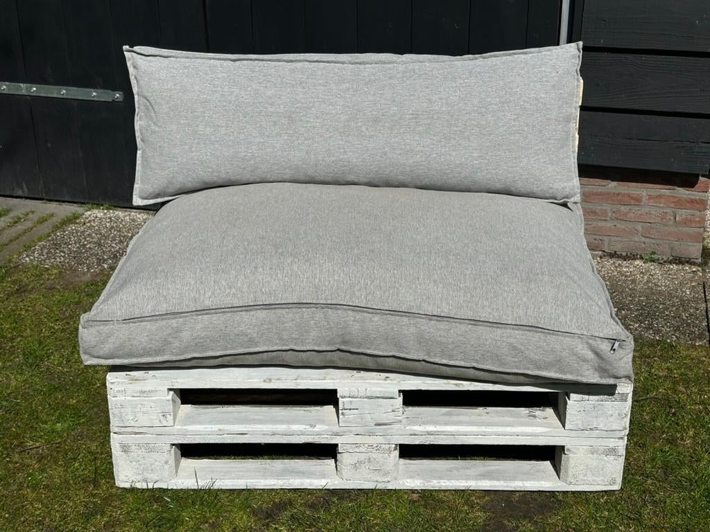 Palletbank met grijze kussens, Ophalen, Zo goed als nieuw, Hout